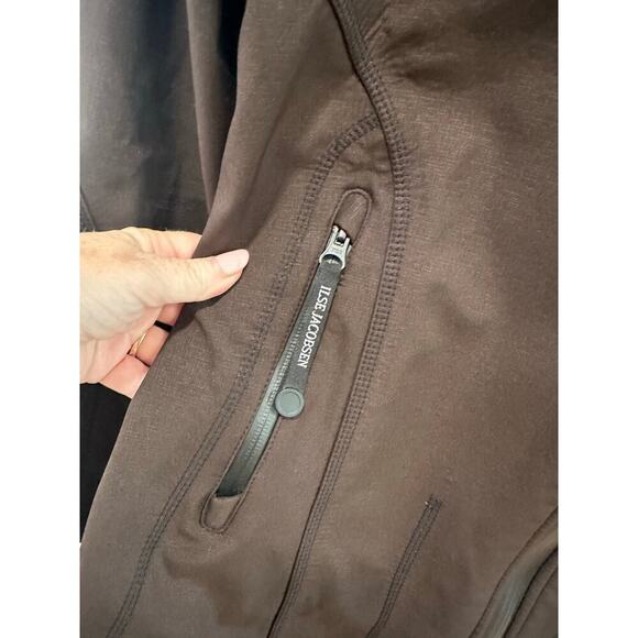 Ilse Jacobsen Regular Fit Hooded Raincoat Size 10(40) - Picture 5 of 7